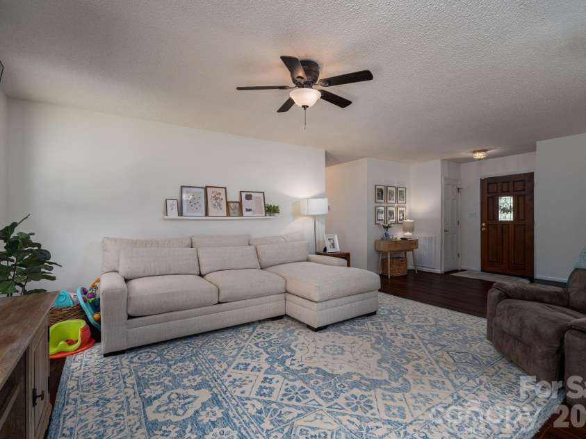 2610 Prince Drive, Lincolnton, NC 28092.  MLS# CAR4409131, YatesRealty ID 40603. 