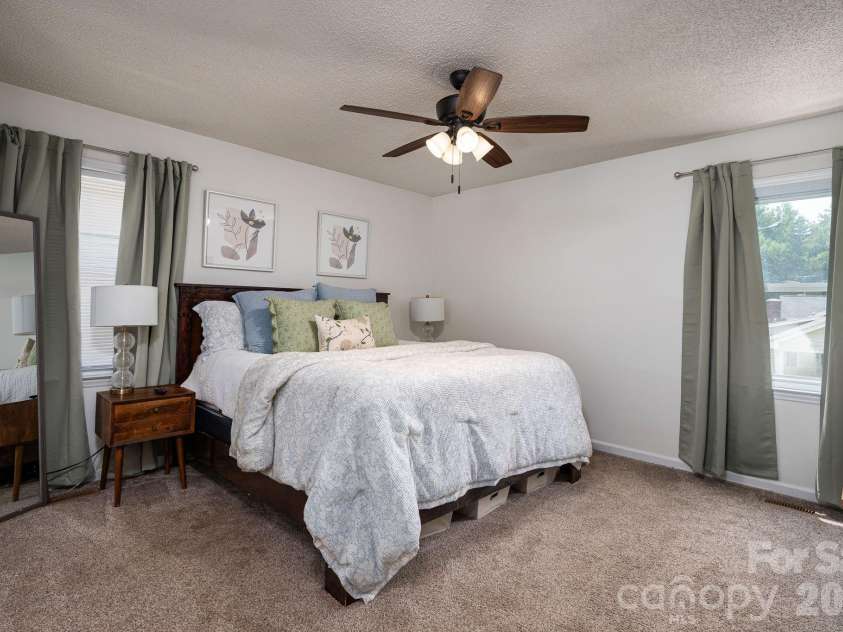 2610 Prince Drive, Lincolnton, NC 28092.  MLS# CAR4409131, YatesRealty ID 40603. 