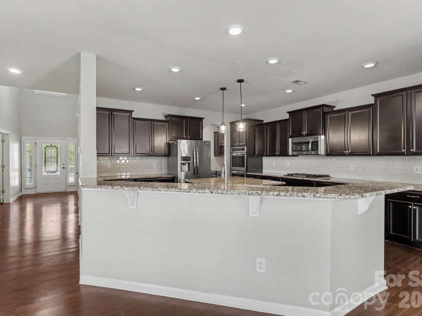 487 Moses Drive, Fort Mill, SC 29707.  MLS# CAR4409879, YatesRealty ID 40604. 