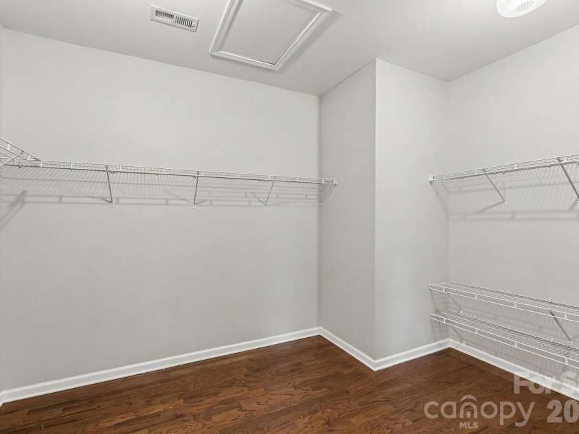 487 Moses Drive, Fort Mill, SC 29707.  MLS# CAR4409879, YatesRealty ID 40604. 