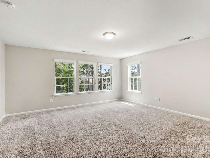 487 Moses Drive, Fort Mill, SC 29707.  MLS# CAR4409879, YatesRealty ID 40604. 