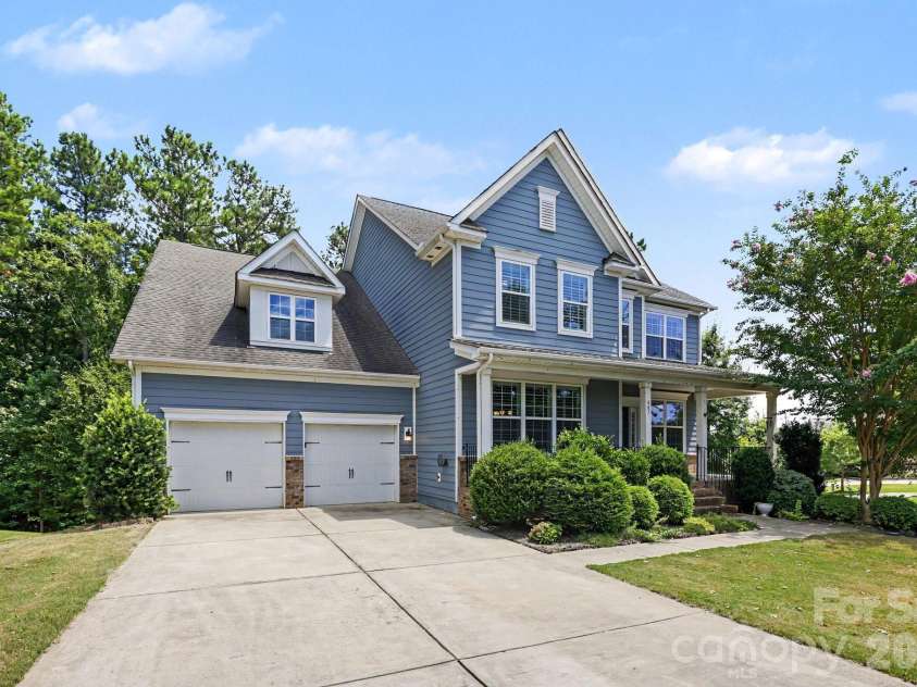 487 Moses Drive, Fort Mill, SC 29707.  MLS# CAR4409879, YatesRealty ID 40604. 