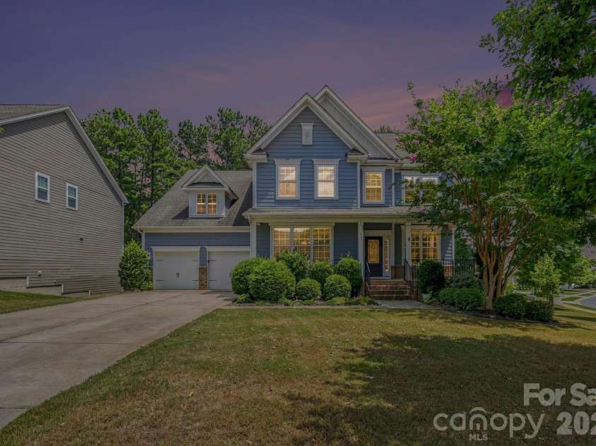 487 Moses Drive, Fort Mill, SC 29707.  MLS# CAR4409879, YatesRealty ID 40604. 