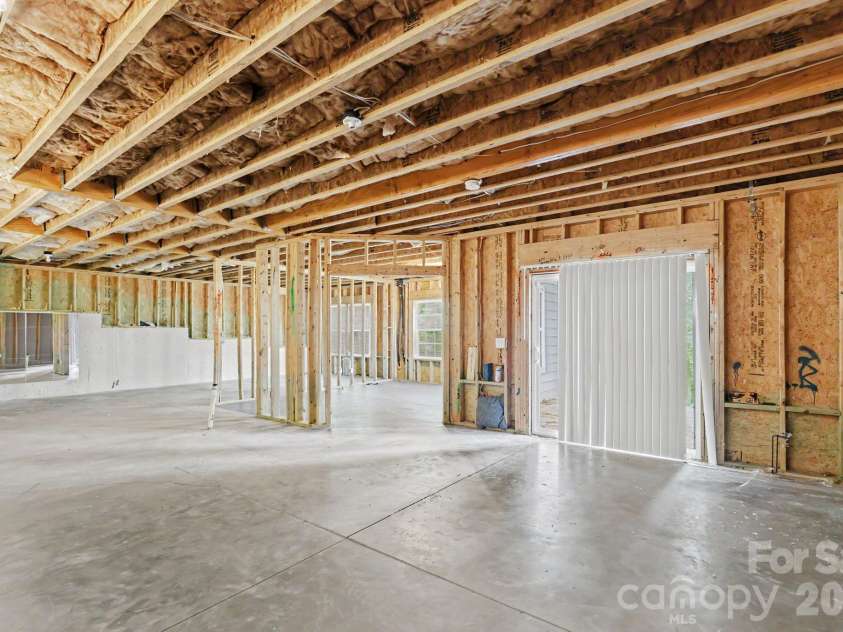 487 Moses Drive, Fort Mill, SC 29707.  MLS# CAR4409879, YatesRealty ID 40604. 