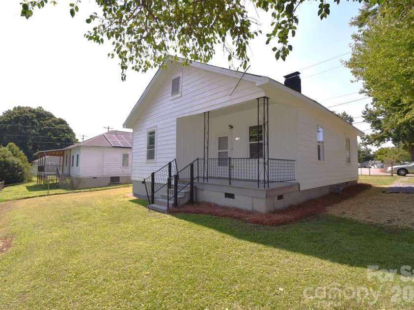 714 A Street, Bessemer City, NC 28016.  MLS# CAR4410099, YatesRealty ID 40609. 