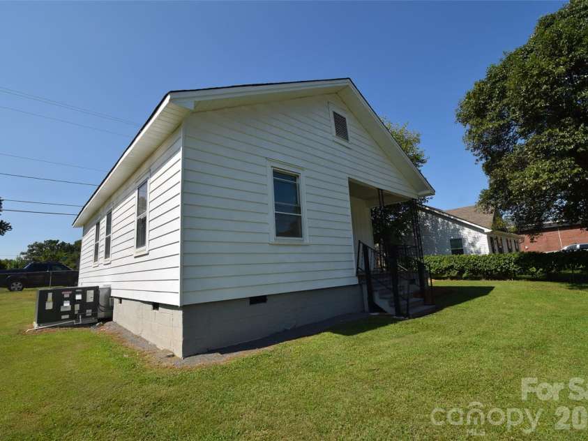 714 A Street, Bessemer City, NC 28016.  MLS# CAR4410099, YatesRealty ID 40609. 