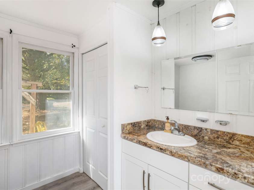 21 Walker Street Extension, Columbus, NC 28722.  MLS# CAR4321536, YatesRealty ID 4061. 