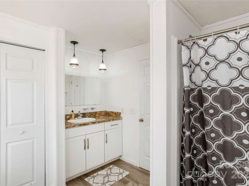 21 Walker Street Extension, Columbus, NC 28722.  MLS# CAR4321536, YatesRealty ID 4061. 