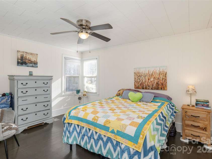 21 Walker Street Extension, Columbus, NC 28722.  MLS# CAR4321536, YatesRealty ID 4061. 