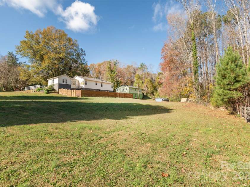 21 Walker Street Extension, Columbus, NC 28722.  MLS# CAR4321536, YatesRealty ID 4061. 