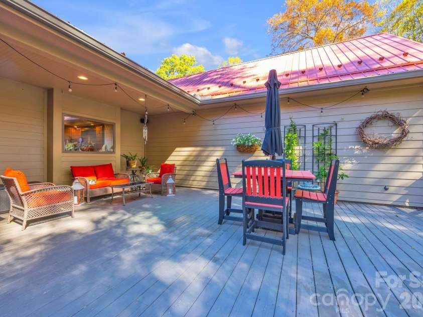 2650 Carson Woods Road, Laurel Springs, NC 28644.  MLS# CAR4318349, YatesRealty ID 4061. 