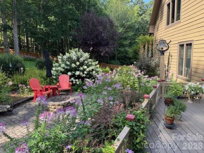 2650 Carson Woods Road, Laurel Springs, NC 28644.  MLS# CAR4318349, YatesRealty ID 4061. 