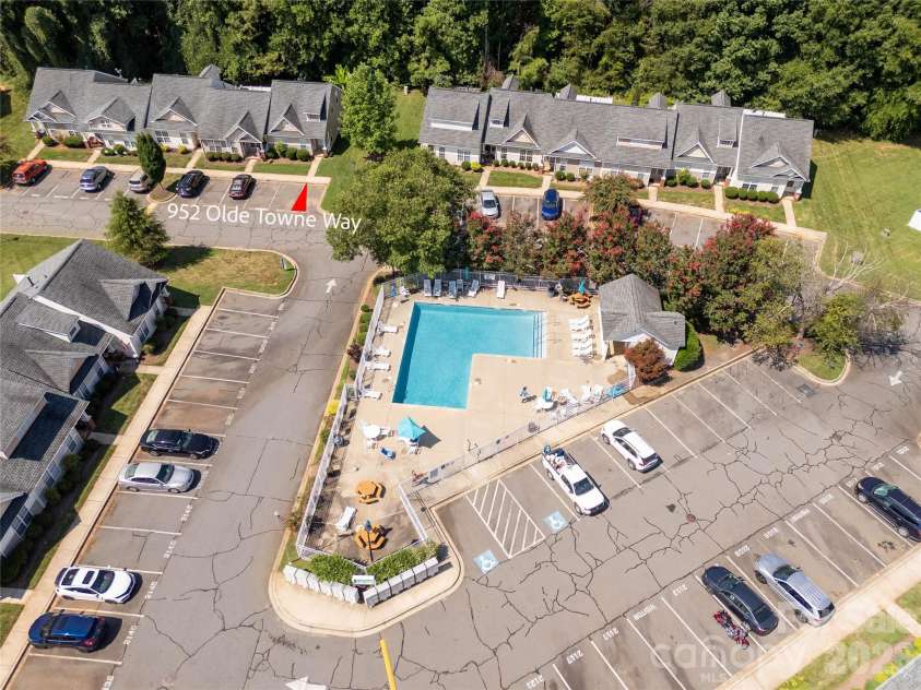 952 Olde Towne Way, Rock Hill, SC 29732.  MLS# CAR4409005, YatesRealty ID 40612. 