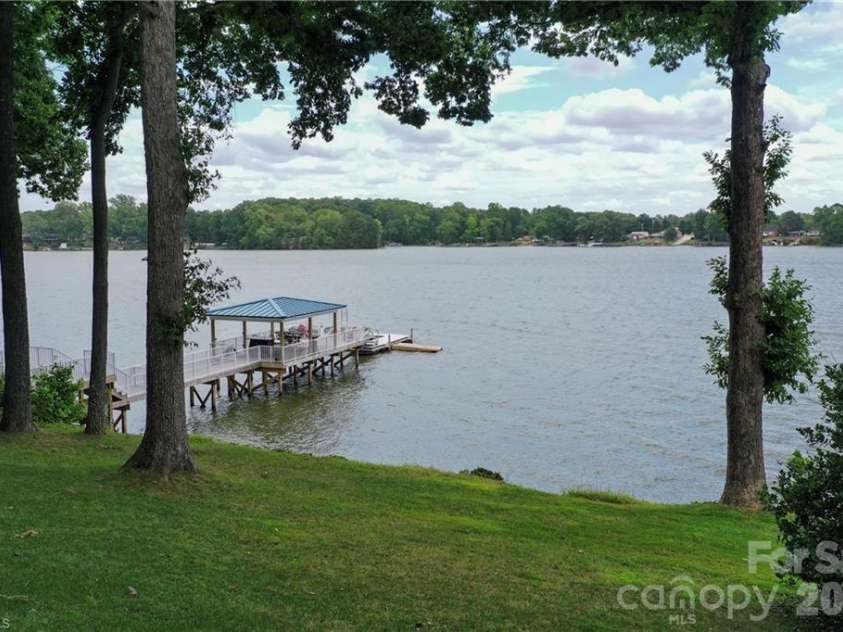 144 Riverside Court, Lexington, NC 27292.  MLS# CAR4410128, YatesRealty ID 40615. 