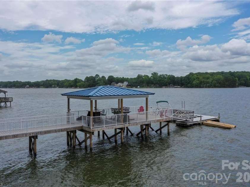 144 Riverside Court, Lexington, NC 27292.  MLS# CAR4410128, YatesRealty ID 40615. 