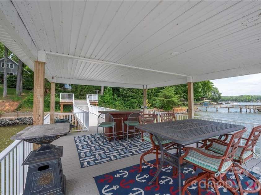 144 Riverside Court, Lexington, NC 27292.  MLS# CAR4410128, YatesRealty ID 40615. 