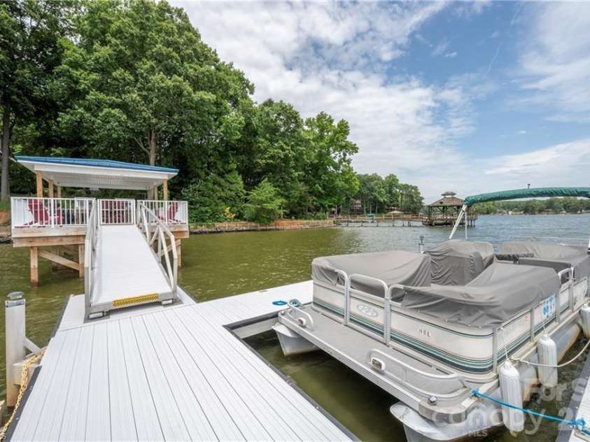 144 Riverside Court, Lexington, NC 27292.  MLS# CAR4410128, YatesRealty ID 40615. 