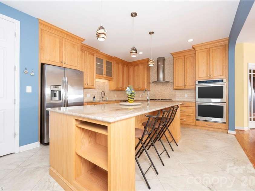 144 Riverside Court, Lexington, NC 27292.  MLS# CAR4410128, YatesRealty ID 40615. 