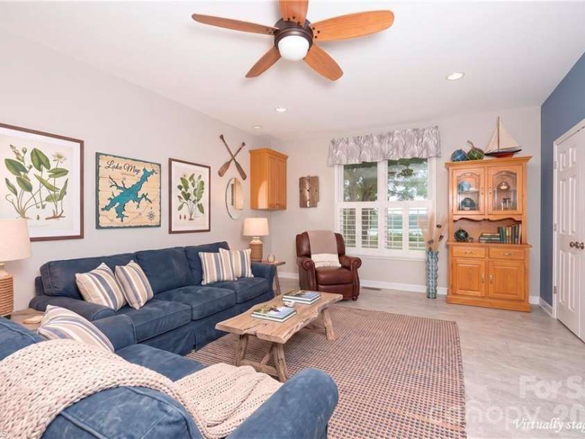 144 Riverside Court, Lexington, NC 27292.  MLS# CAR4410128, YatesRealty ID 40615. 