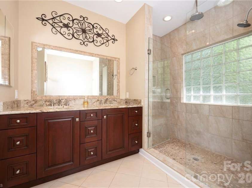 144 Riverside Court, Lexington, NC 27292.  MLS# CAR4410128, YatesRealty ID 40615. 