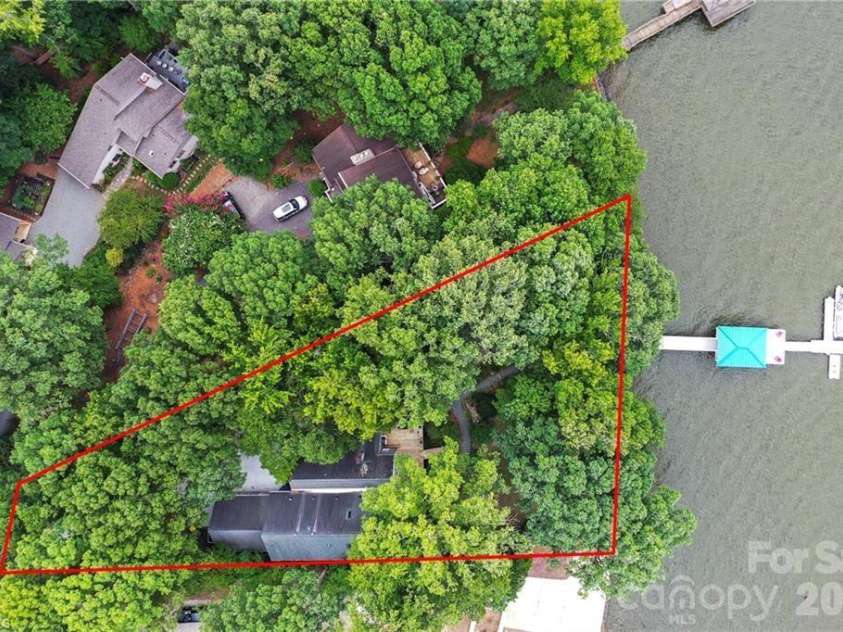 144 Riverside Court, Lexington, NC 27292.  MLS# CAR4410128, YatesRealty ID 40615. 