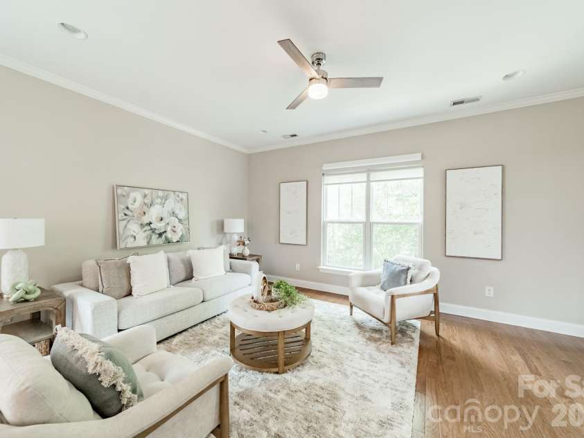 10236 Vanguard Parkway, Huntersville, NC 28078.  MLS# CAR4409984, YatesRealty ID 40616. 