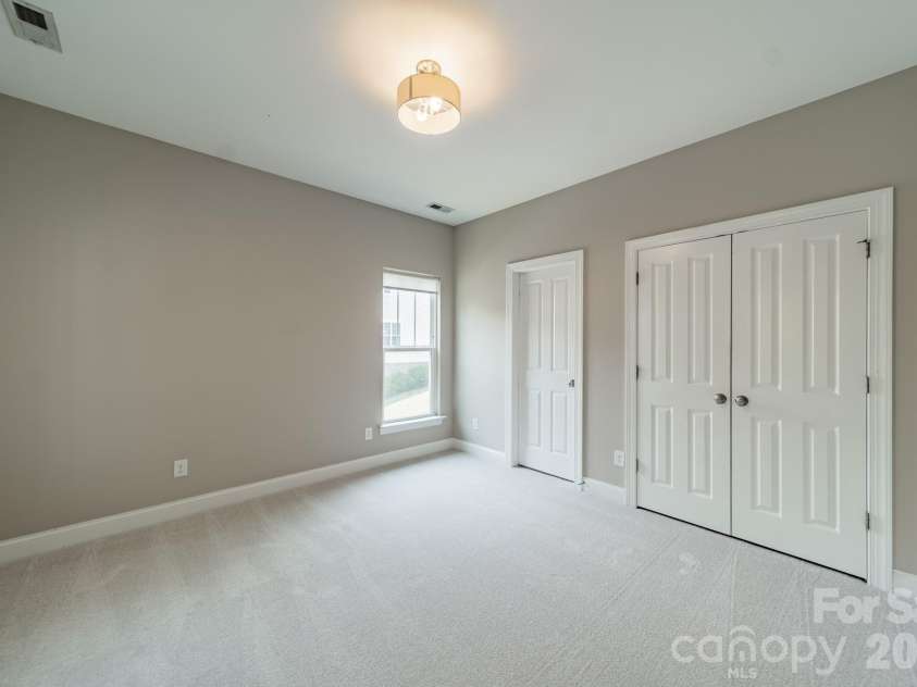 10236 Vanguard Parkway, Huntersville, NC 28078.  MLS# CAR4409984, YatesRealty ID 40616. 