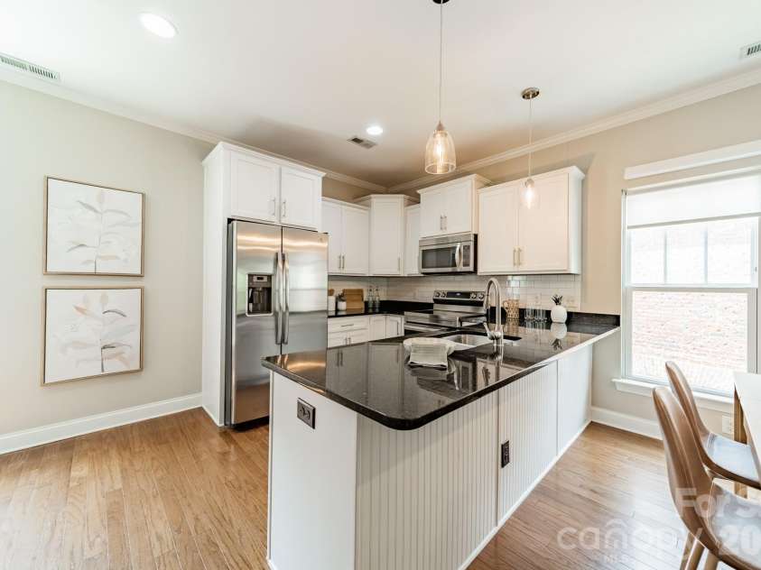 10236 Vanguard Parkway, Huntersville, NC 28078.  MLS# CAR4409984, YatesRealty ID 40616. 