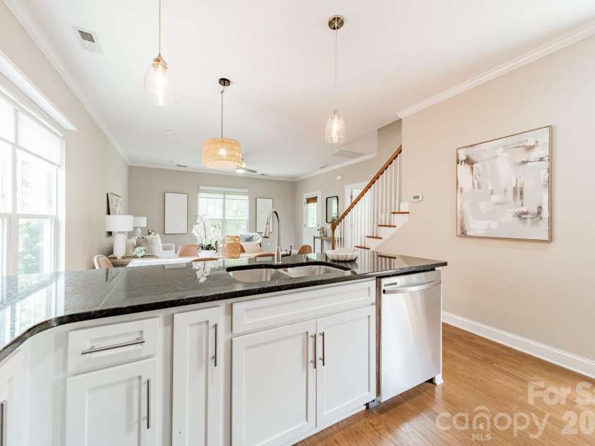 10236 Vanguard Parkway, Huntersville, NC 28078.  MLS# CAR4409984, YatesRealty ID 40616. 