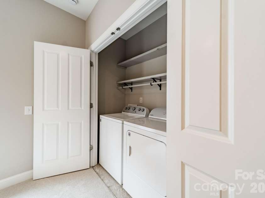 10236 Vanguard Parkway, Huntersville, NC 28078.  MLS# CAR4409984, YatesRealty ID 40616. 