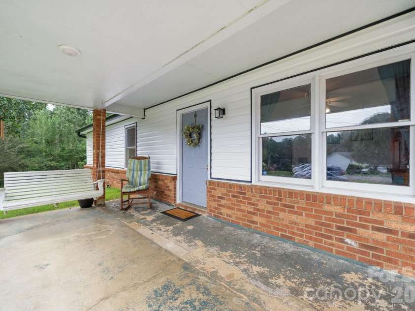 5149 Bloomfield Estate, Granite Falls, NC 28630.  MLS# CAR4406868, YatesRealty ID 40617. 