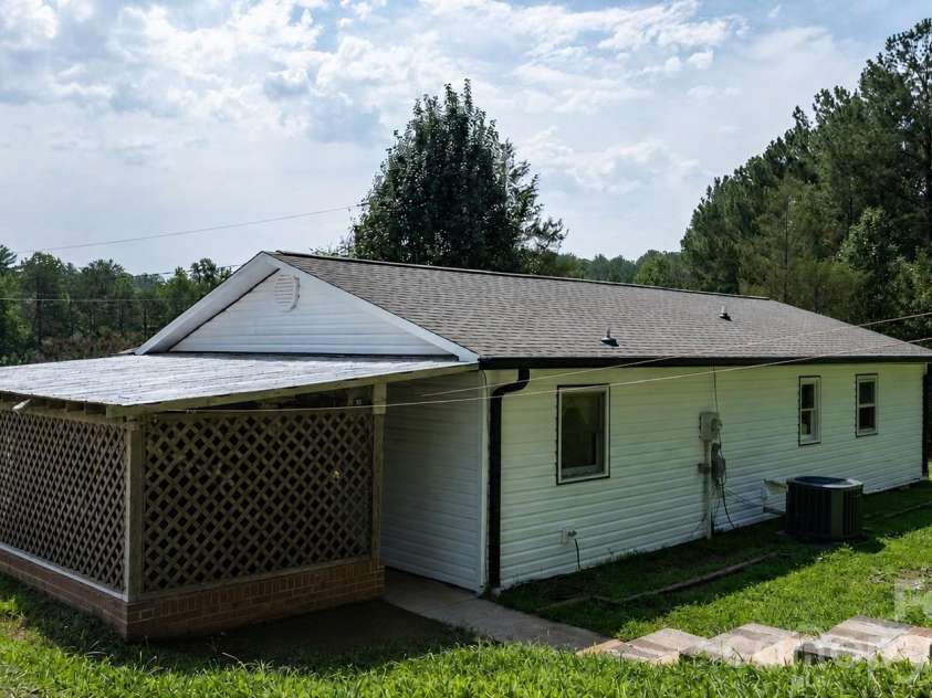 5149 Bloomfield Estate, Granite Falls, NC 28630.  MLS# CAR4406868, YatesRealty ID 40617. 