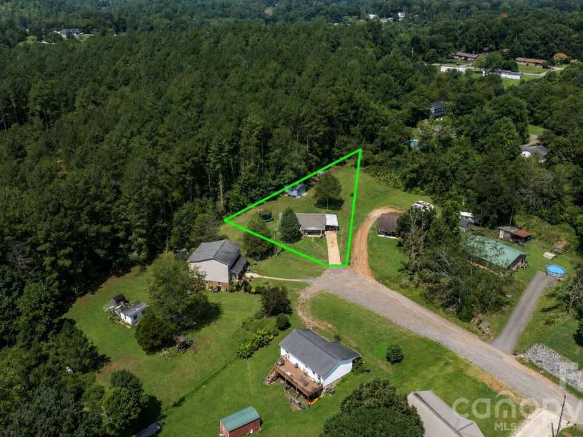 5149 Bloomfield Estate, Granite Falls, NC 28630.  MLS# CAR4406868, YatesRealty ID 40617. 