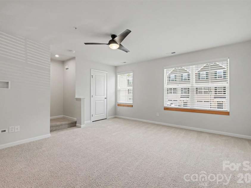 2652 McCurdy Trail, Charlotte, NC 28269.  MLS# CAR4409298, YatesRealty ID 40619. 