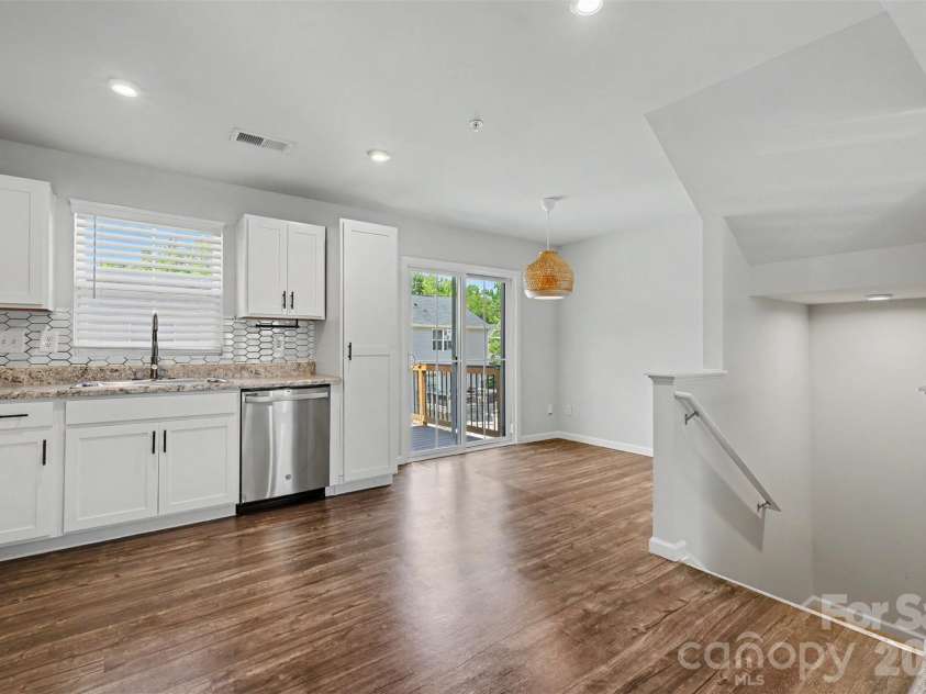 2652 McCurdy Trail, Charlotte, NC 28269.  MLS# CAR4409298, YatesRealty ID 40619. 