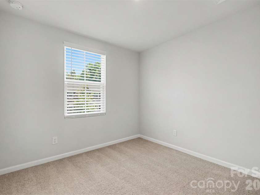 2652 McCurdy Trail, Charlotte, NC 28269.  MLS# CAR4409298, YatesRealty ID 40619. 