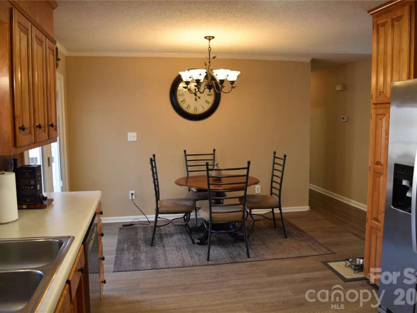 227 River Hill Road, Statesville, NC 28625.  MLS# CAR4344464, YatesRealty ID 4062. DINING ROOM