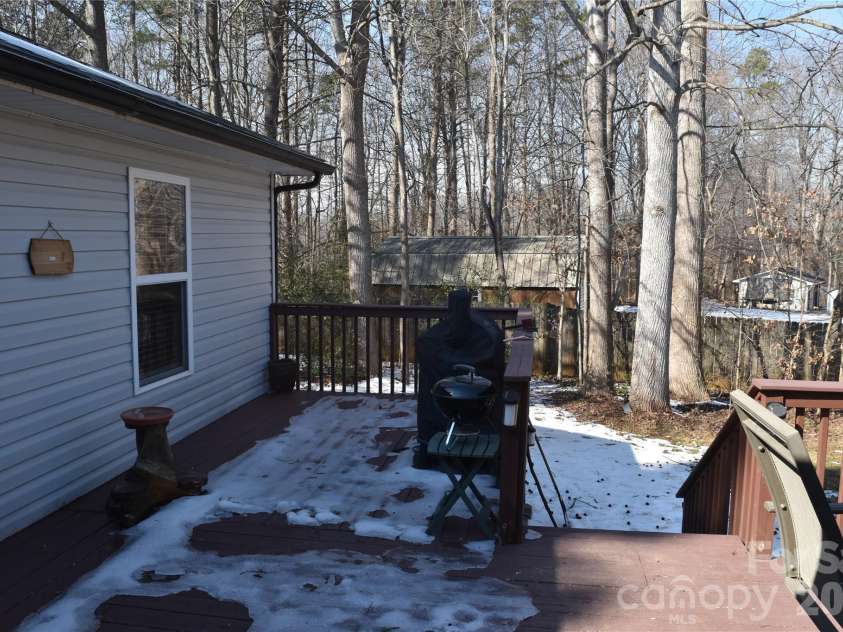 227 River Hill Road, Statesville, NC 28625.  MLS# CAR4344464, YatesRealty ID 4062. LARGE DECK FOR ENTERTAINING