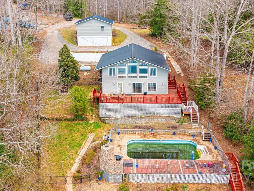 4846 Midway Sand Road, Hickory, NC 28601.  MLS# CAR4235091, YatesRealty ID 4062. 