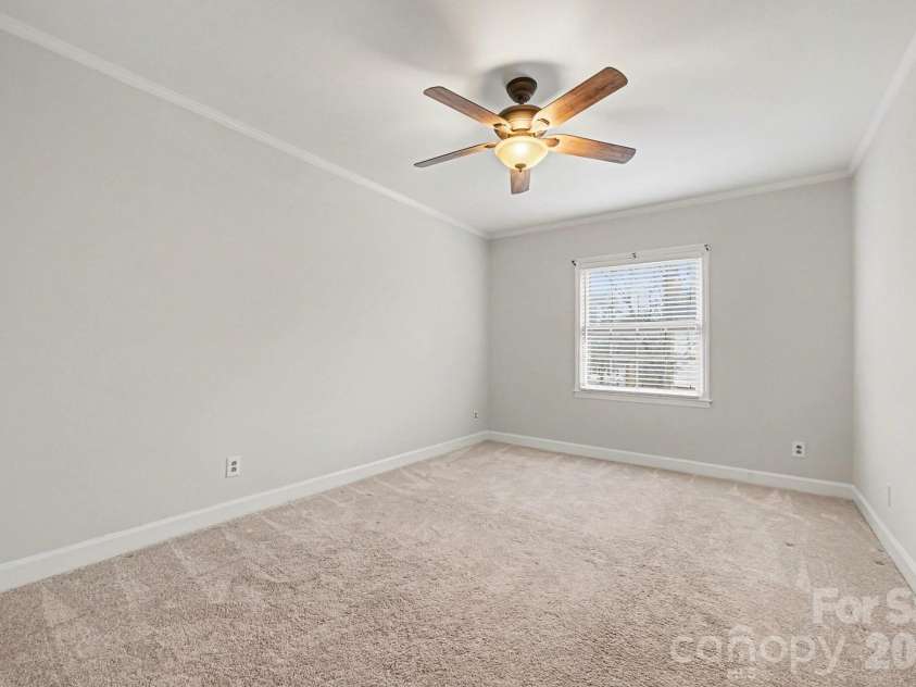 5947 Quail Hollow Road, Charlotte, NC 28210.  MLS# CAR4340931, YatesRealty ID 4062. 