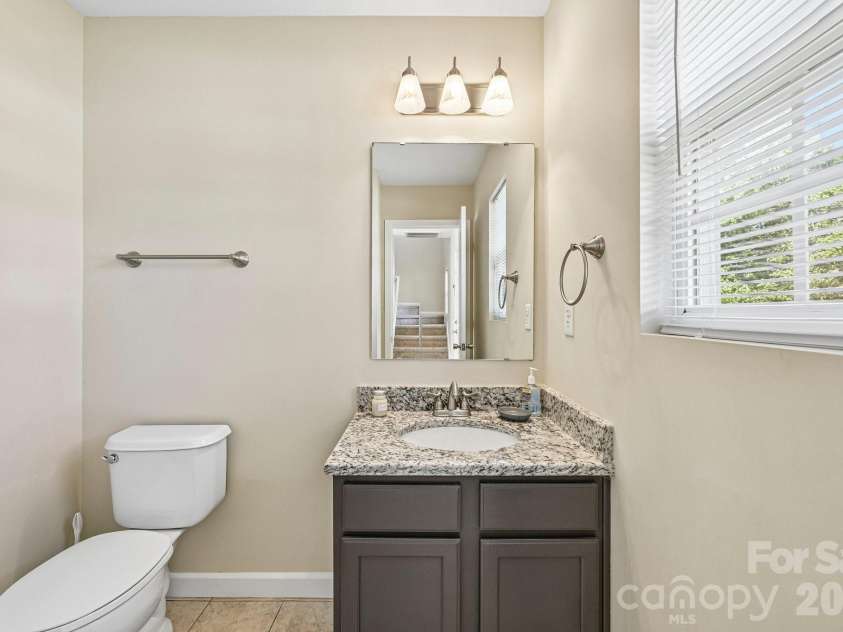 112 Nevis Lane, Mooresville, NC 28115.  MLS# CAR4409675, YatesRealty ID 40620. Half Bath