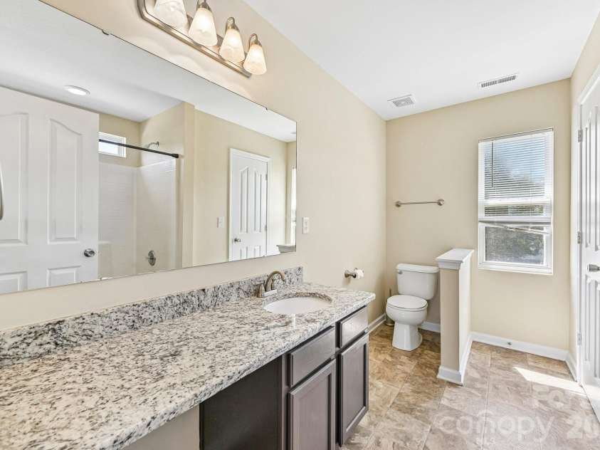 112 Nevis Lane, Mooresville, NC 28115.  MLS# CAR4409675, YatesRealty ID 40620. Primary Bath