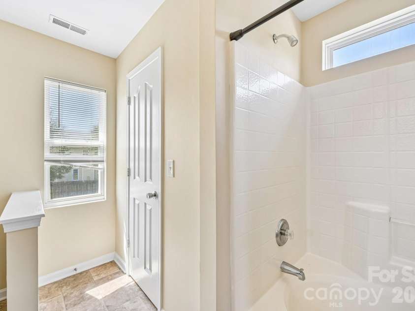 112 Nevis Lane, Mooresville, NC 28115.  MLS# CAR4409675, YatesRealty ID 40620. Primary Shower