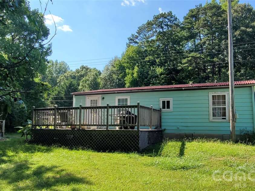 435 Airport Road, Gastonia, NC 28056.  MLS# CAR4409973, YatesRealty ID 40623. 