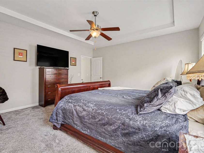 3246 Lock Erne Avenue, Kannapolis, NC 28081.  MLS# CAR4408977, YatesRealty ID 40624. Primary Bedroom
