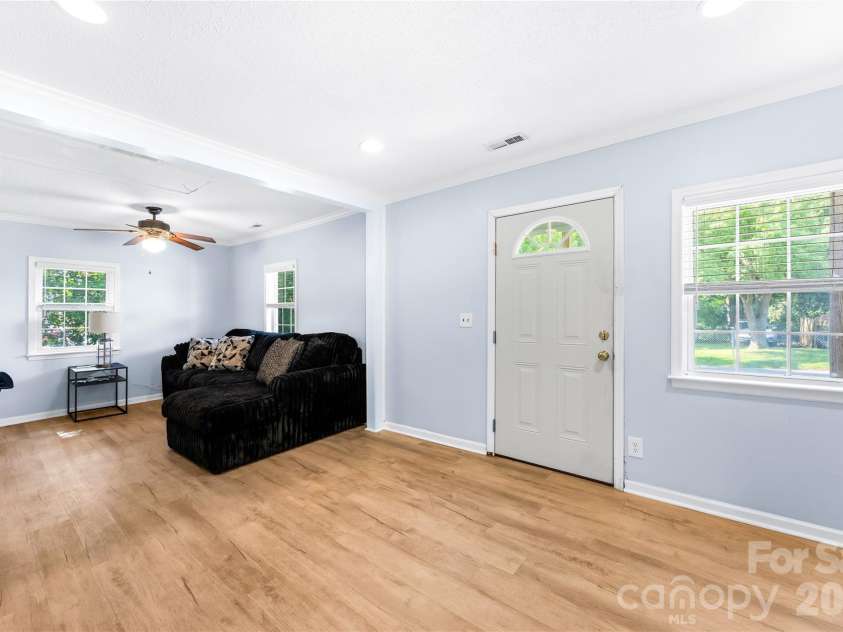 2104 Court Drive, Gastonia, NC 28054.  MLS# CAR4410155, YatesRealty ID 40626. 