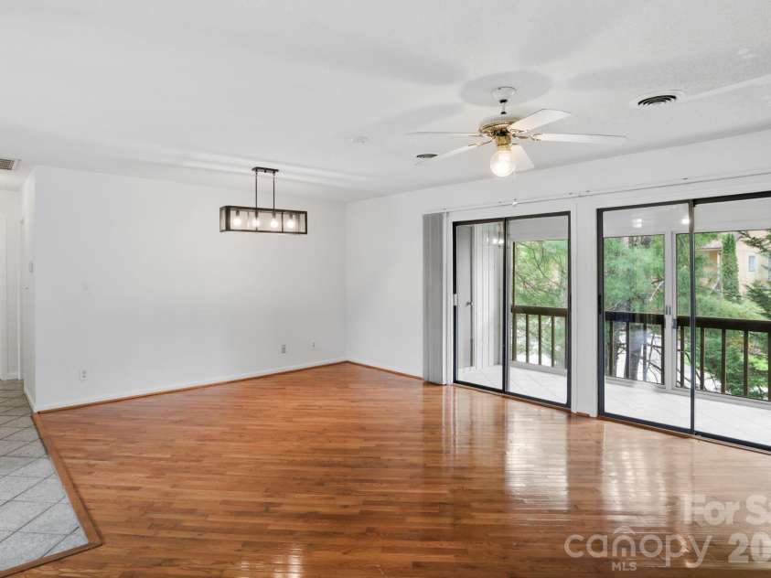 304 Birch Forest Lane, Asheville, NC 28803.  MLS# CAR4409571, YatesRealty ID 40627. 