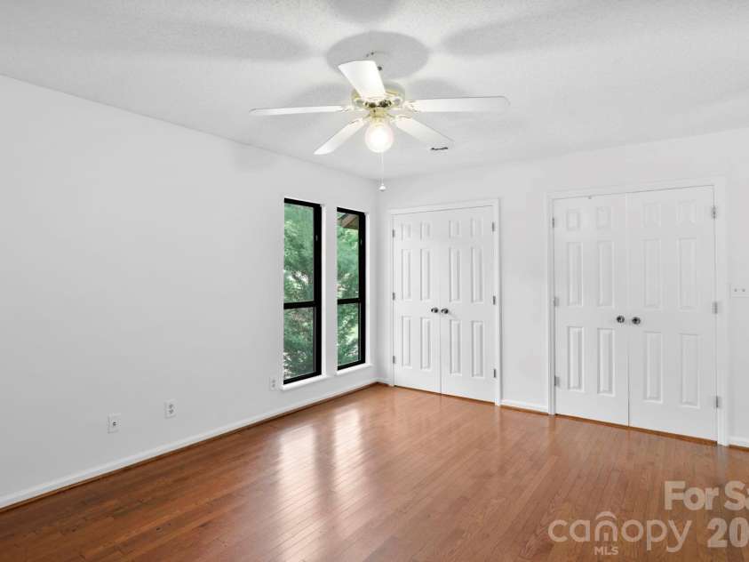 304 Birch Forest Lane, Asheville, NC 28803.  MLS# CAR4409571, YatesRealty ID 40627. 