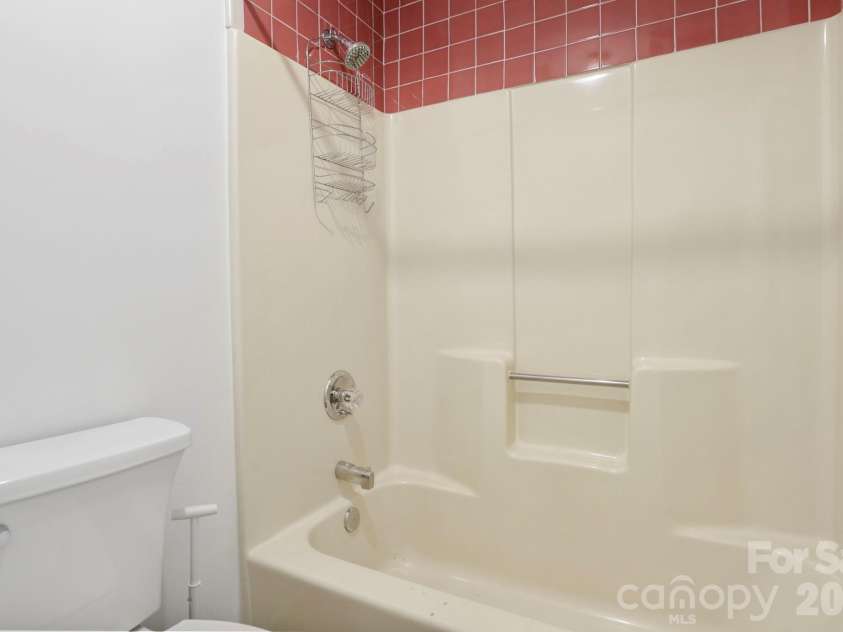 304 Birch Forest Lane, Asheville, NC 28803.  MLS# CAR4409571, YatesRealty ID 40627. 