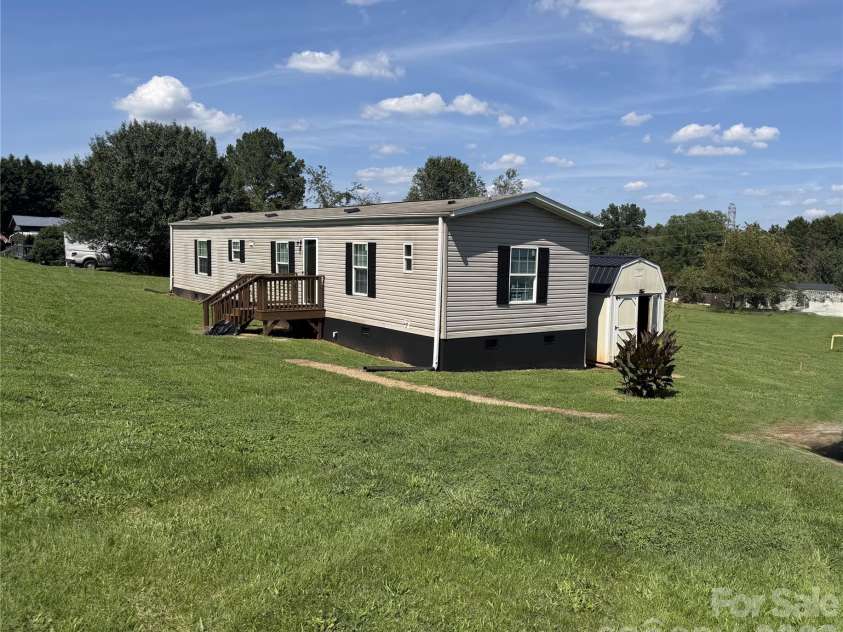 4158 High View Court, Claremont, NC 28610.  MLS# CAR4410180, YatesRealty ID 40628. 